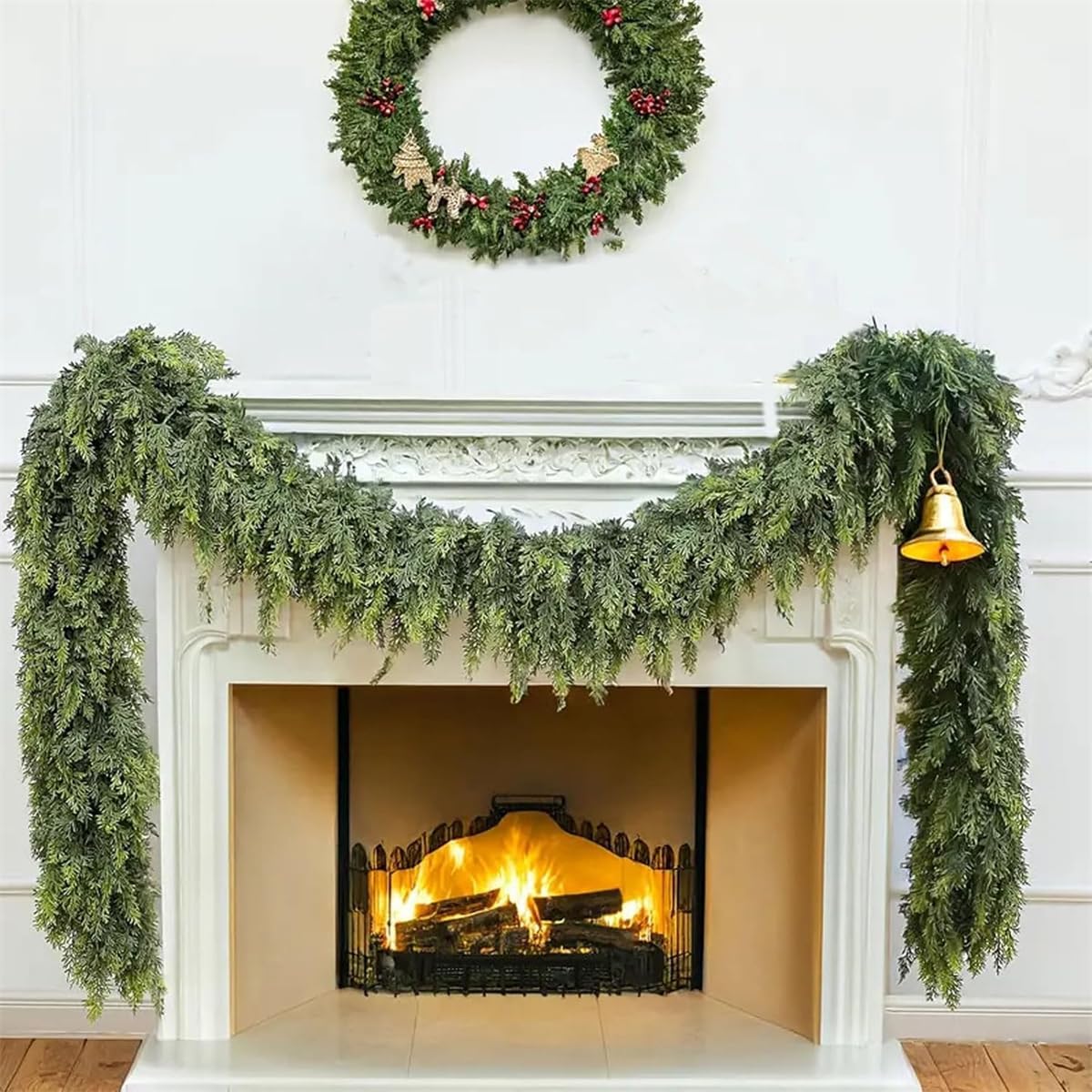 Lifelike Cedar Pine Garland™